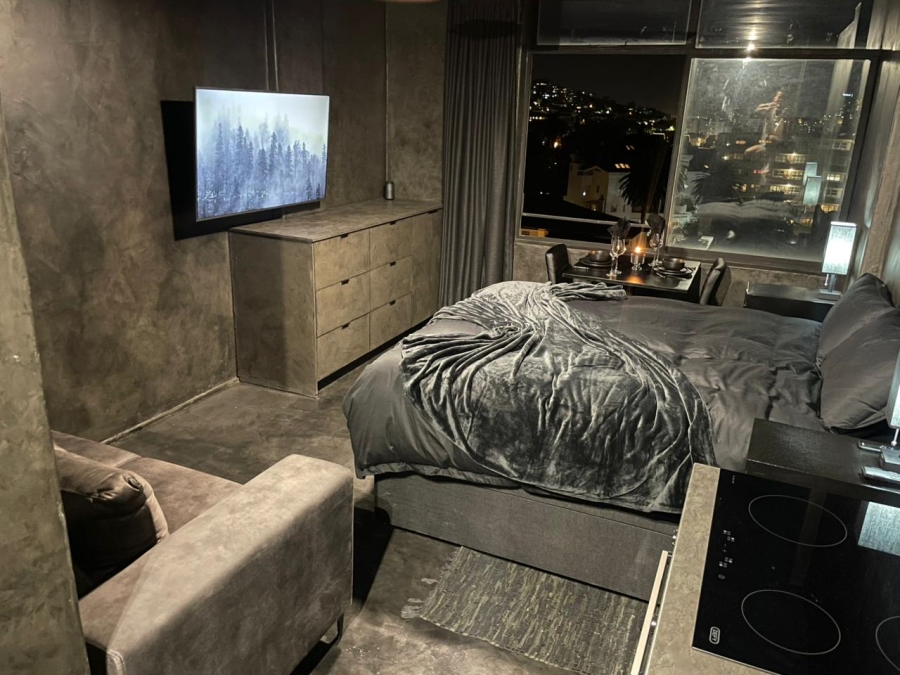 1 Bedroom Property for Sale in Gardens Western Cape